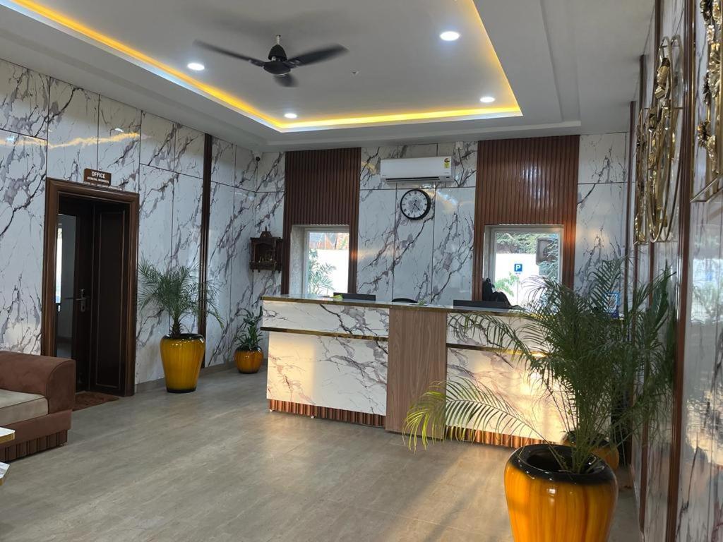 Hotel Eco Park Rewa Esterno foto