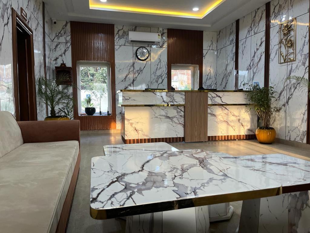 Hotel Eco Park Rewa Esterno foto