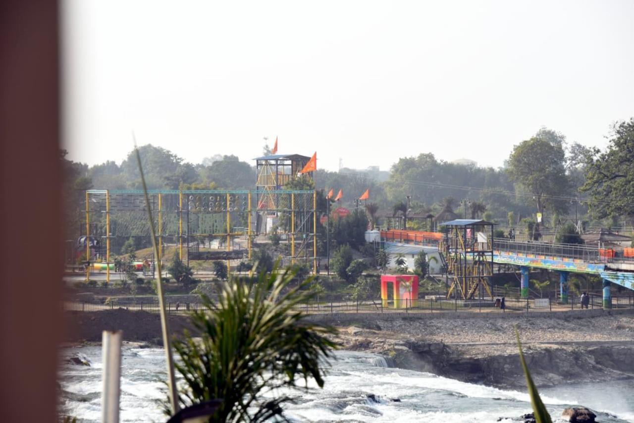Hotel Eco Park Rewa Esterno foto