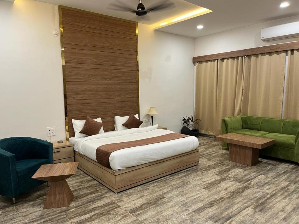 Hotel Eco Park Rewa Esterno foto